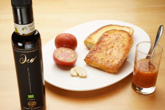 パンコントマテ：トマトとオリーブオイルが主役、簡単朝食の作り方
